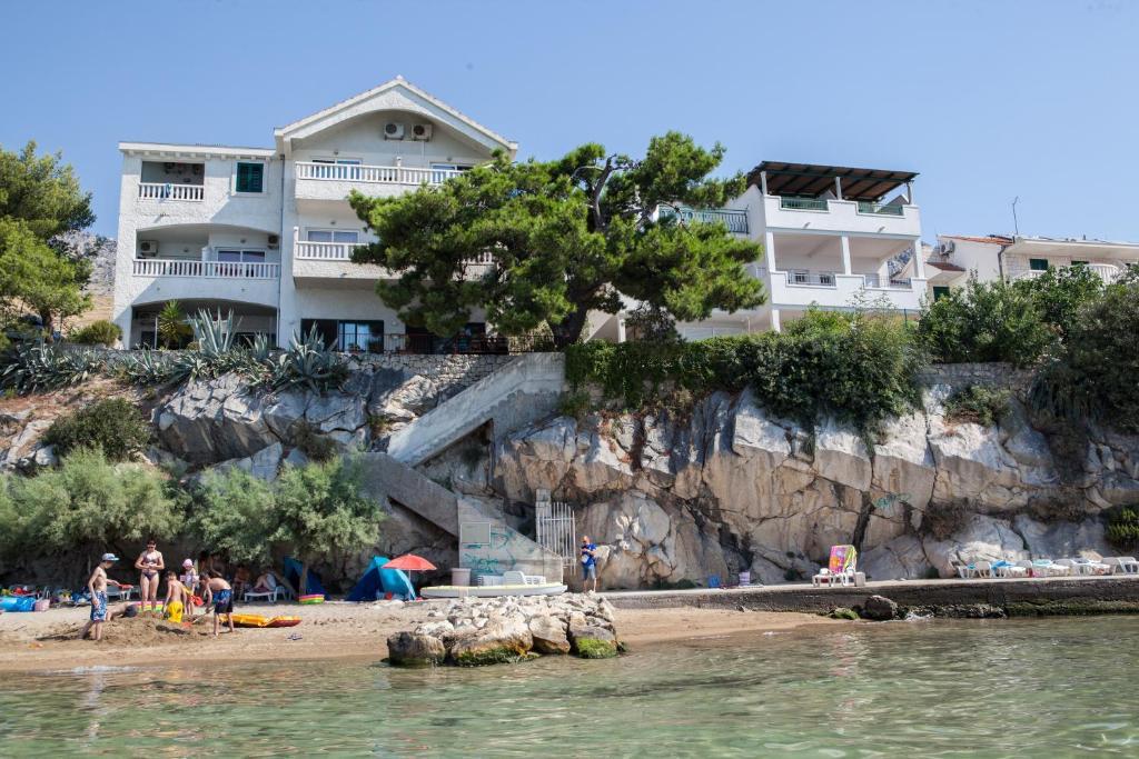 Apartments Agava-Mirjana Omis Ngoại thất bức ảnh